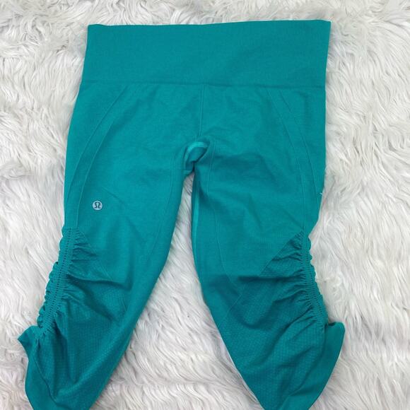 Lululemon In The Flow Crop II Heathered Teal Size 8 - Picture 6 of 9